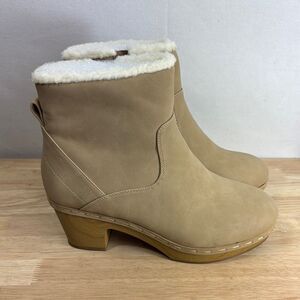Style & Co Townaa Clog Booties- Sand Nubuck- Size 9.5 M- New